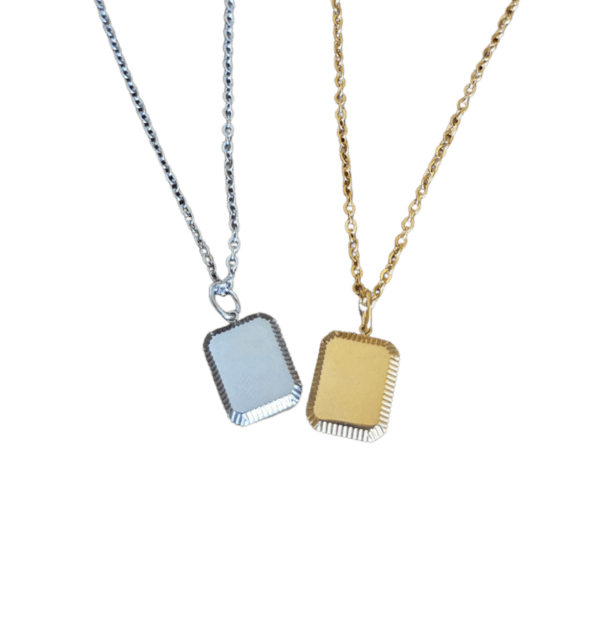Collar rectangular chico